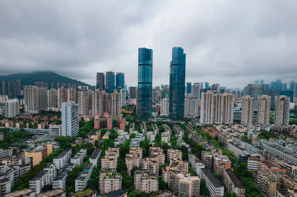 重庆年轻消费者鞋帽选购趋势：千娱音休闲帽设计调研报告
